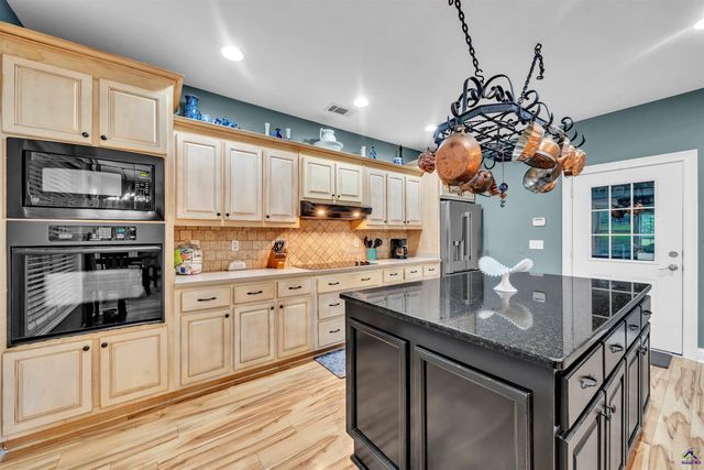 103 Dove Stone Court, Bonaire, GA 31005