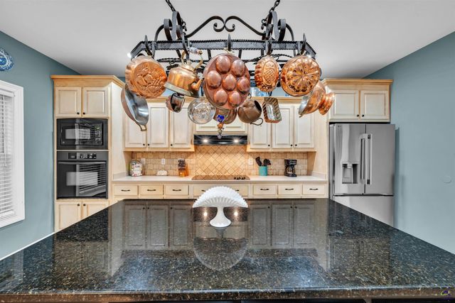 103 Dove Stone Court, Bonaire, GA 31005