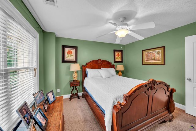 103 Dove Stone Court, Bonaire, GA 31005