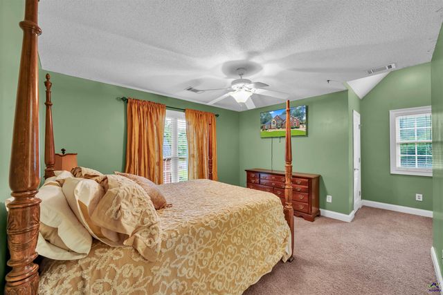103 Dove Stone Court, Bonaire, GA 31005