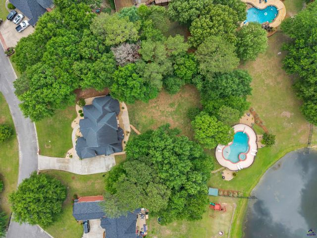 103 Dove Stone Court, Bonaire, GA 31005