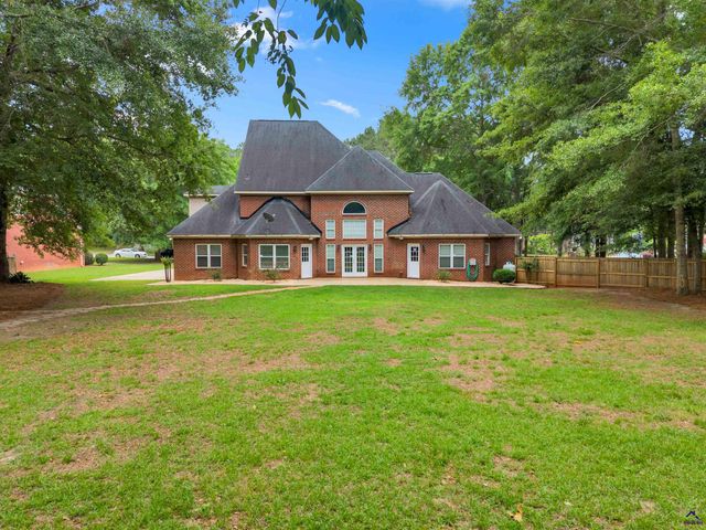 103 Dove Stone Court, Bonaire, GA 31005