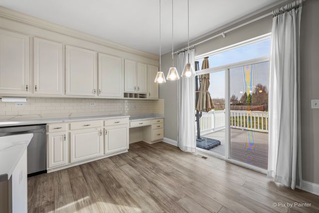 3084 Seekonk Avenue, Elgin, IL 60124