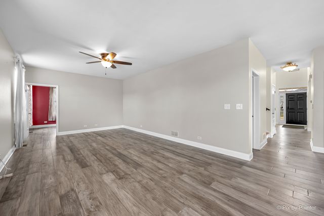 3084 Seekonk Avenue, Elgin, IL 60124