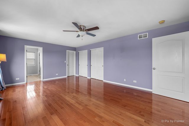 3084 Seekonk Avenue, Elgin, IL 60124