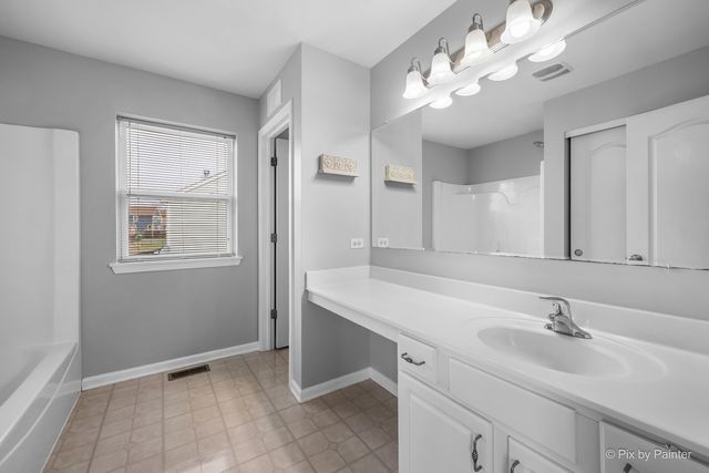 3084 Seekonk Avenue, Elgin, IL 60124