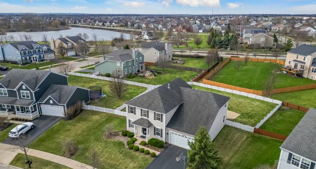 3084 Seekonk Avenue, Elgin, IL 60124