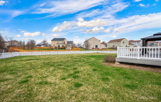 3084 Seekonk Avenue, Elgin, IL 60124