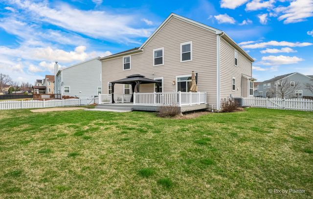 3084 Seekonk Avenue, Elgin, IL 60124