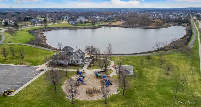 3084 Seekonk Avenue, Elgin, IL 60124