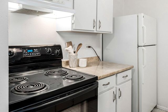 2281 S Vaughn Way 118A, Aurora, CO 80014