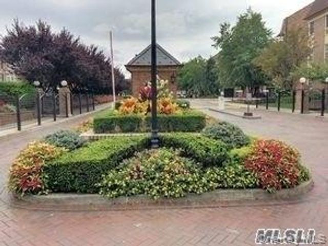 1338 Robin Lane 1212, Bayside, NY 11360