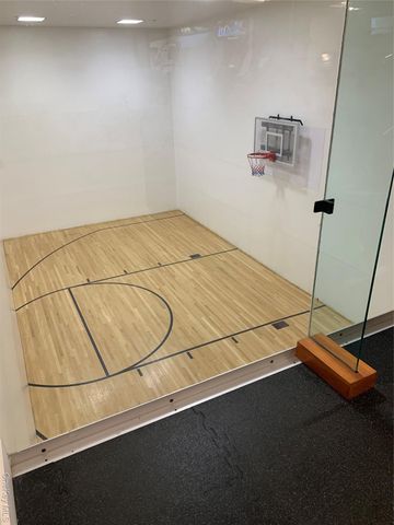 1338 Robin Lane 1212, Bayside, NY 11360