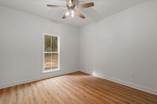 585 J C Burt Rd., Hattiesburg, MS 39401