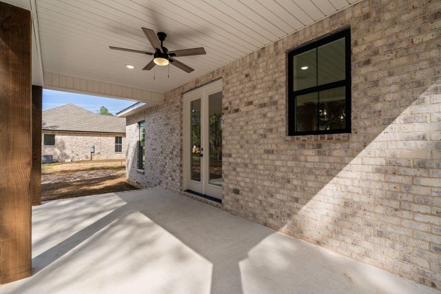 585 J C Burt Rd., Hattiesburg, MS 39401