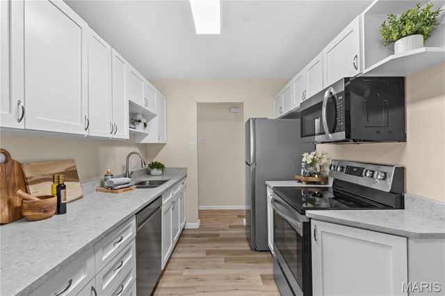 6334 Hurstgreen Lane, Affton, MO 63123