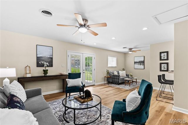 6334 Hurstgreen Lane, Affton, MO 63123
