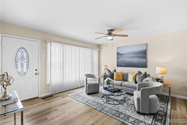 6334 Hurstgreen Lane, Affton, MO 63123