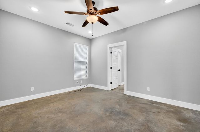 1501 S 7th Avenue, Denison, TX 75020