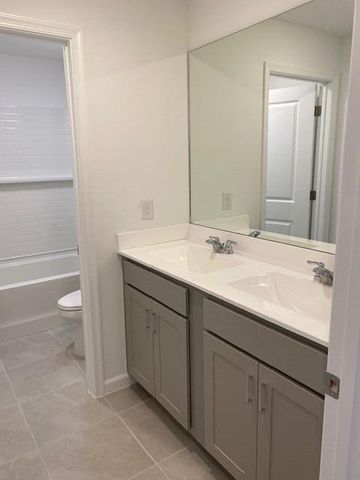 622 Papillon Street SW, Palm Bay, FL 32908