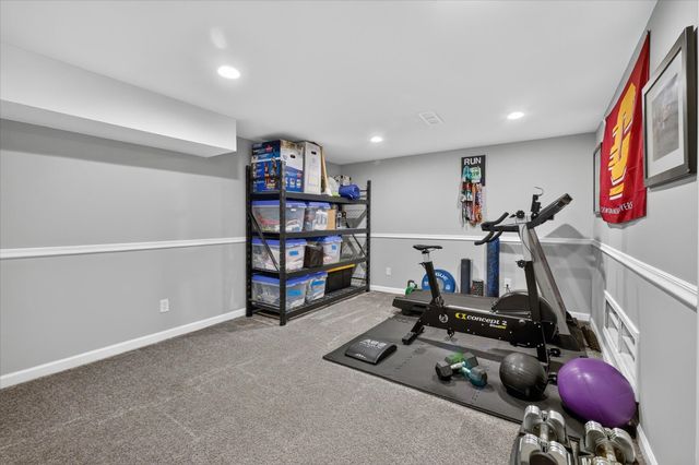 5845 OLYMPIC Parkway, Waterford Twp, MI 48329