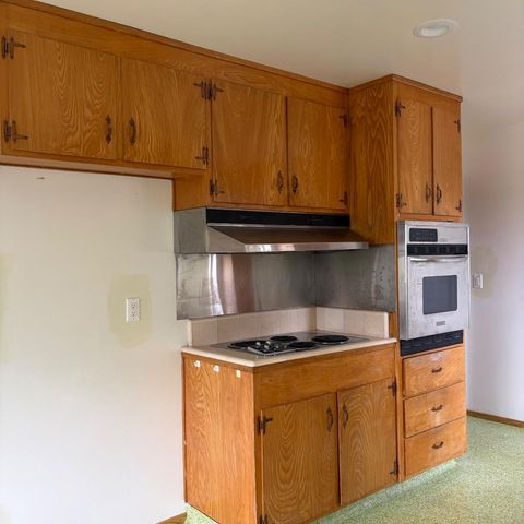 34 Cottage Lane, San Carlos, CA 94070