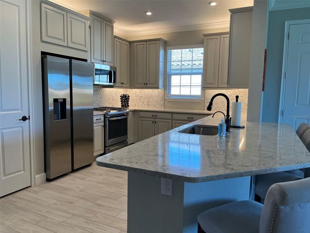 10433 MORNING MIST LANE, Sarasota, FL 34241
