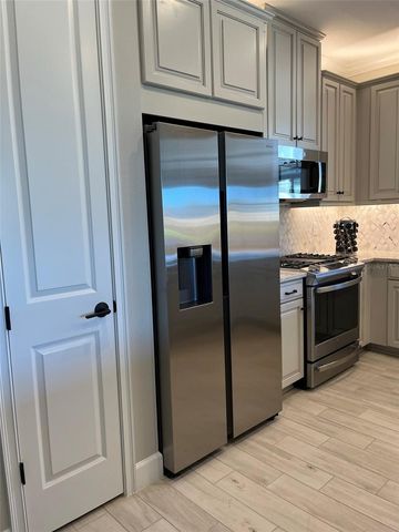 10433 MORNING MIST LANE, Sarasota, FL 34241