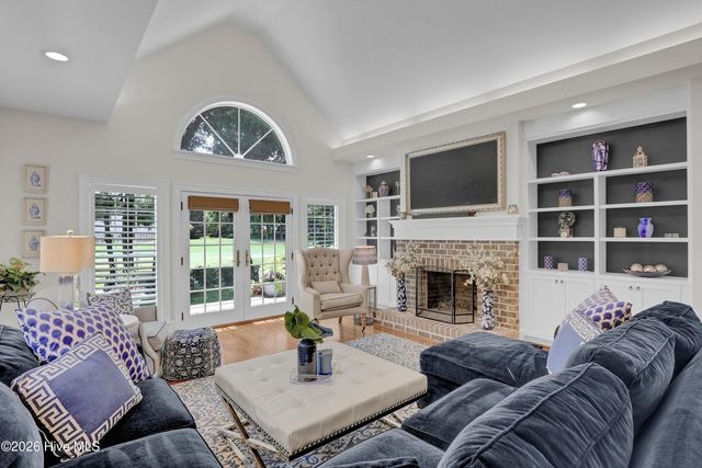 1511 Pembroke Jones Drive, Wilmington, NC 28405