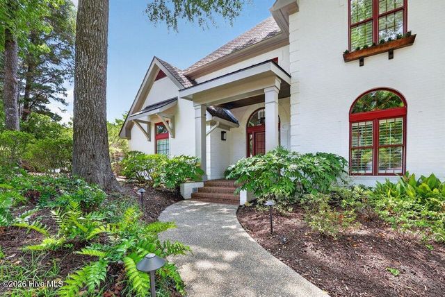 1511 Pembroke Jones Drive, Wilmington, NC 28405