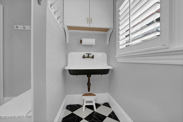 1511 Pembroke Jones Drive, Wilmington, NC 28405