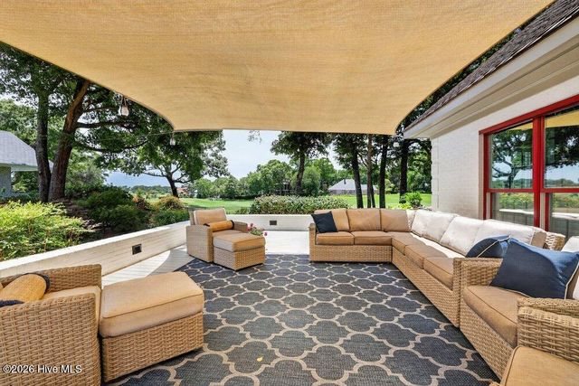 1511 Pembroke Jones Drive, Wilmington, NC 28405