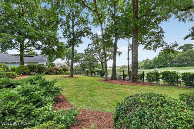 1511 Pembroke Jones Drive, Wilmington, NC 28405
