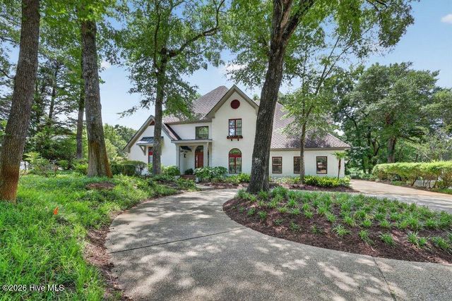1511 Pembroke Jones Drive, Wilmington, NC 28405