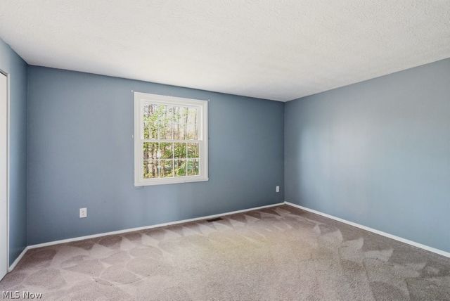 3931 Lake Run Boulevard, Stow, OH 44224