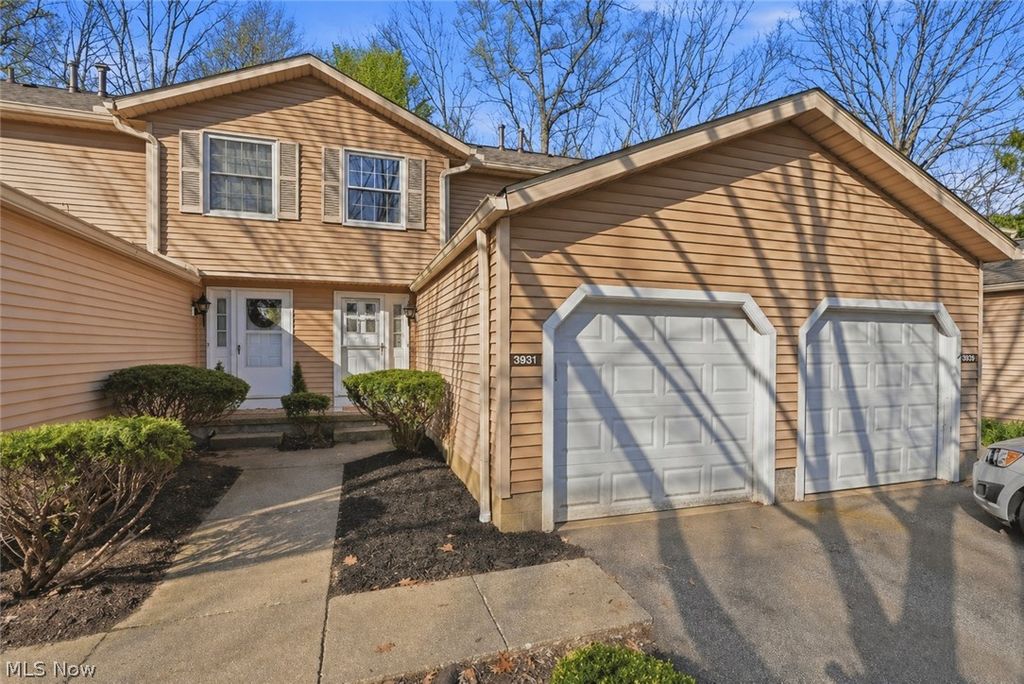 3931 Lake Run Boulevard, Stow, OH 44224