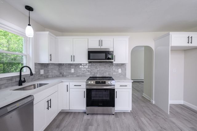 30 Grant St, West Bridgewater, MA 02379