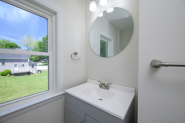 30 Grant St, West Bridgewater, MA 02379