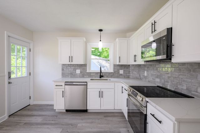 30 Grant St, West Bridgewater, MA 02379