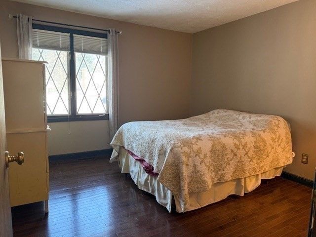 1 Bruce St, Avon, MA 02322