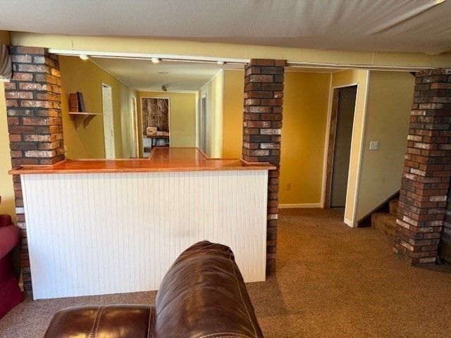 1 Bruce St, Avon, MA 02322