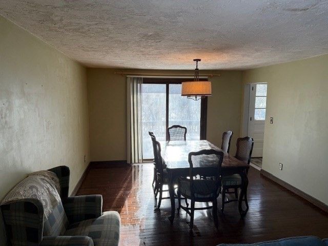 1 Bruce St, Avon, MA 02322