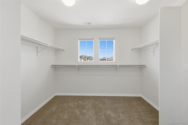 7940 S Blackstone Parkway, Aurora, CO 80016