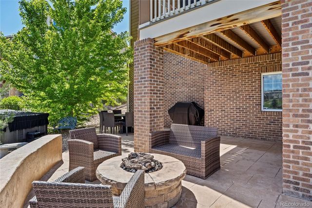7940 S Blackstone Parkway, Aurora, CO 80016