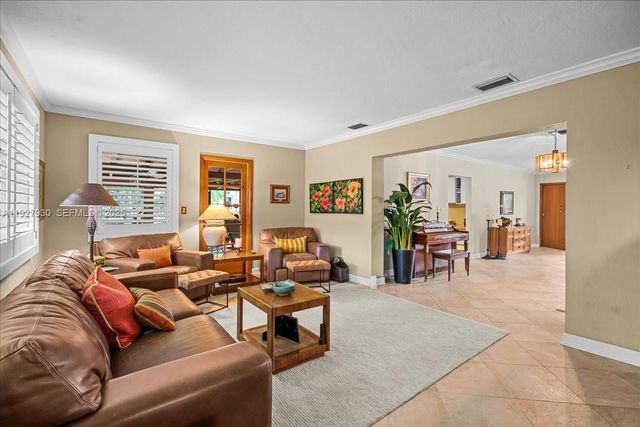 232 NW 15th St, Homestead, FL 33030