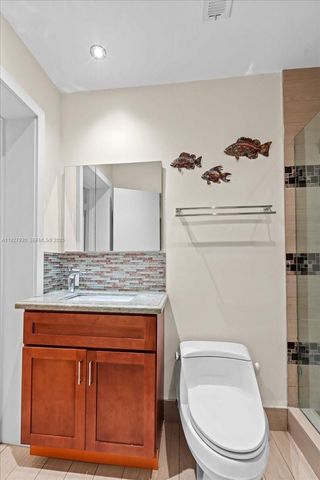 232 NW 15th St, Homestead, FL 33030