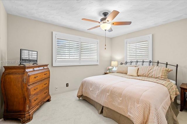 232 NW 15th St, Homestead, FL 33030