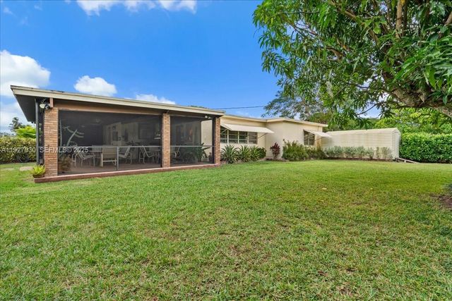 232 NW 15th St, Homestead, FL 33030