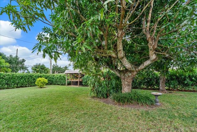 232 NW 15th St, Homestead, FL 33030