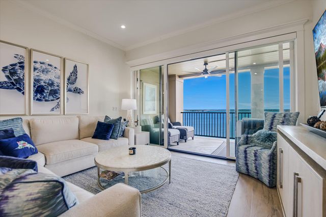 1001 The Cape RD 33, Horseshoe Bay, TX 78657